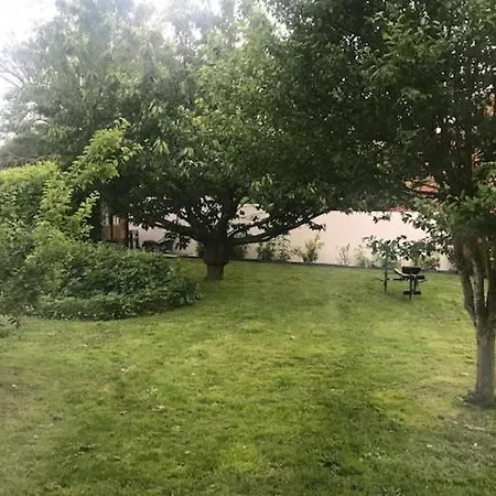 A 10 Minutes Du Parc Asterix * פלאיילי